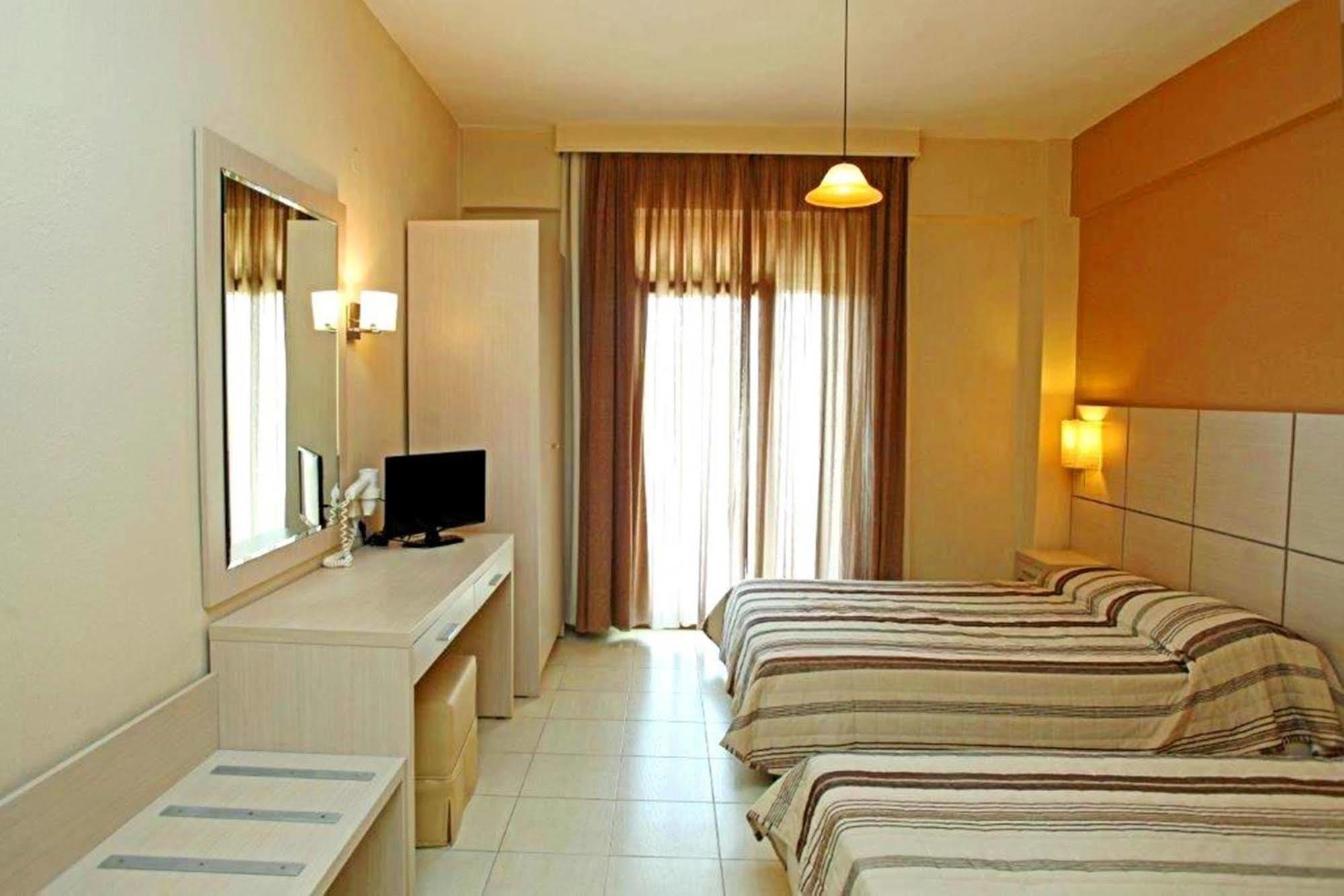 Aristotelis Hotel Fúrka Kültér fotó